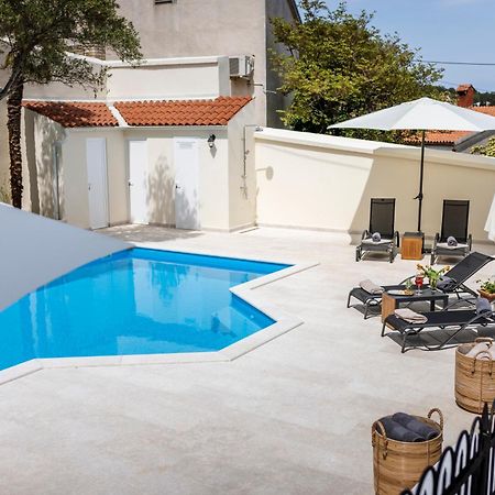 Villa Cassia マリ・ロシニュ エクステリア 写真