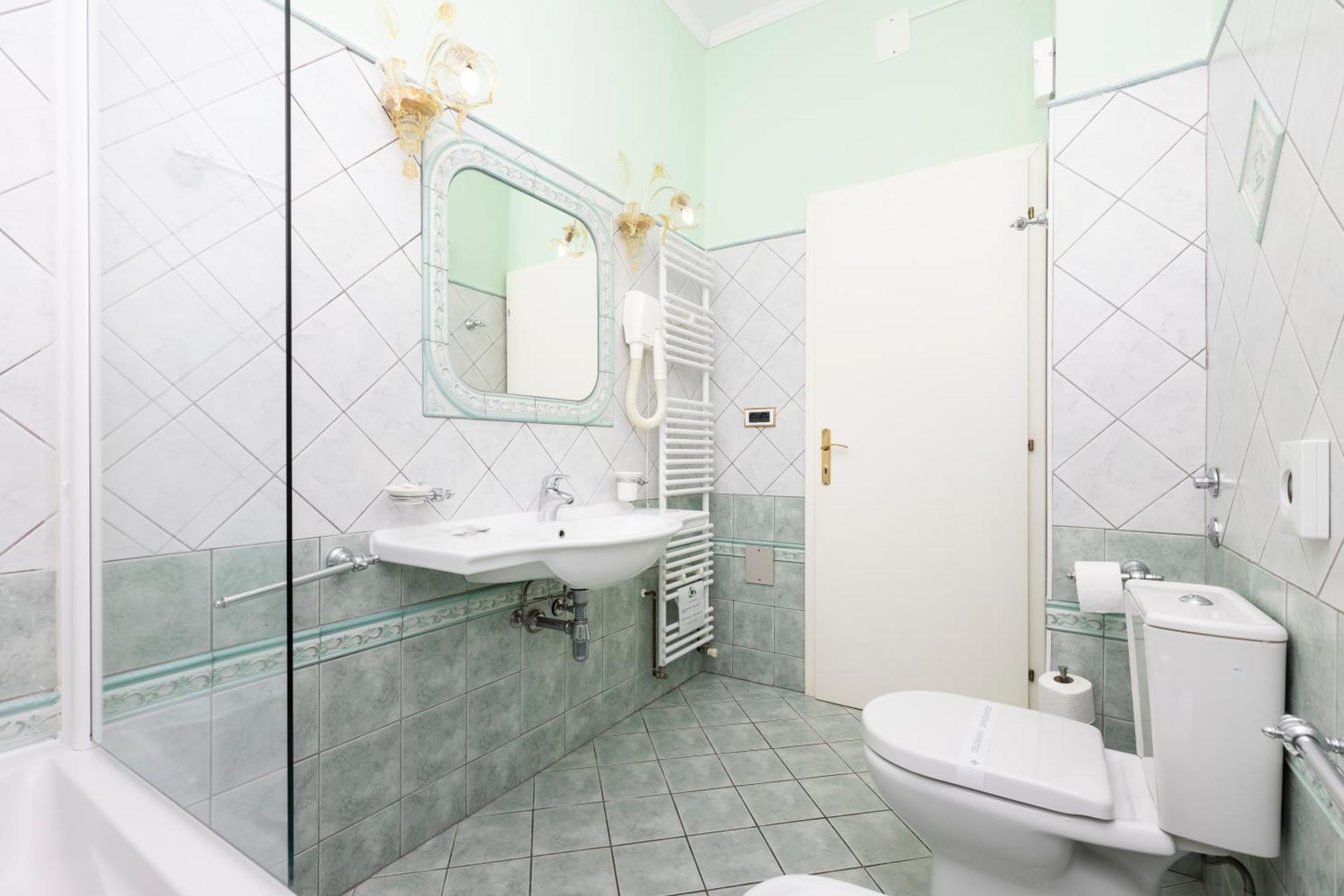 Villa Cassia マリ・ロシニュ エクステリア 写真
